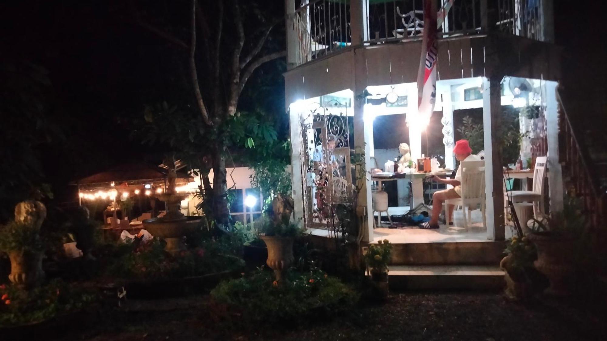 Balmy Hideout Cafe & Homestay Ban Huai Kaeo Екстериор снимка