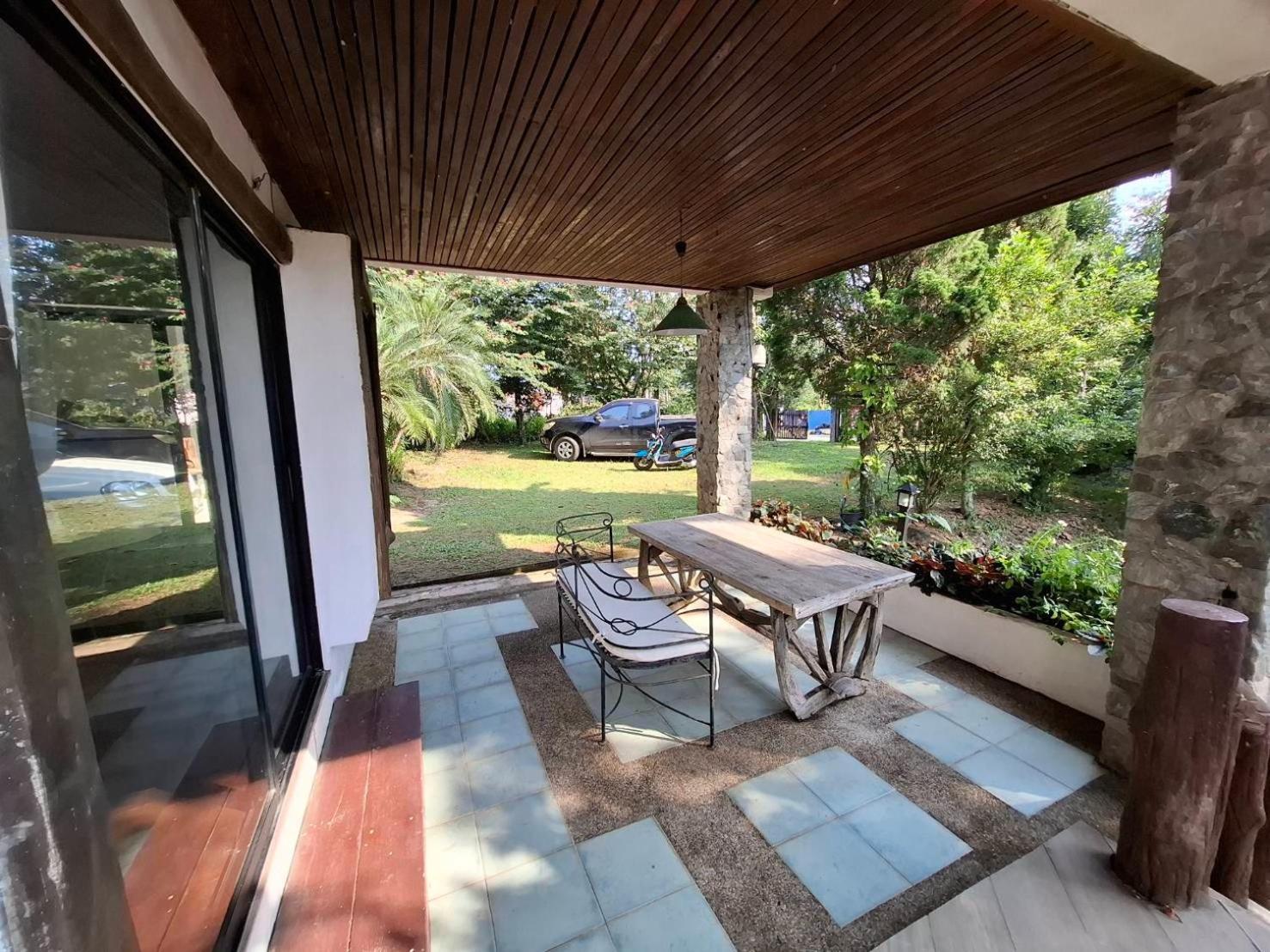 Balmy Hideout Cafe & Homestay Ban Huai Kaeo Екстериор снимка